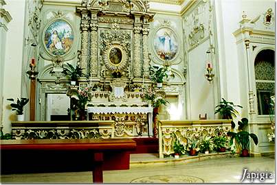 Cursi interno del Santuario (1999)