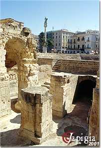 lecce, anfiteatro romano